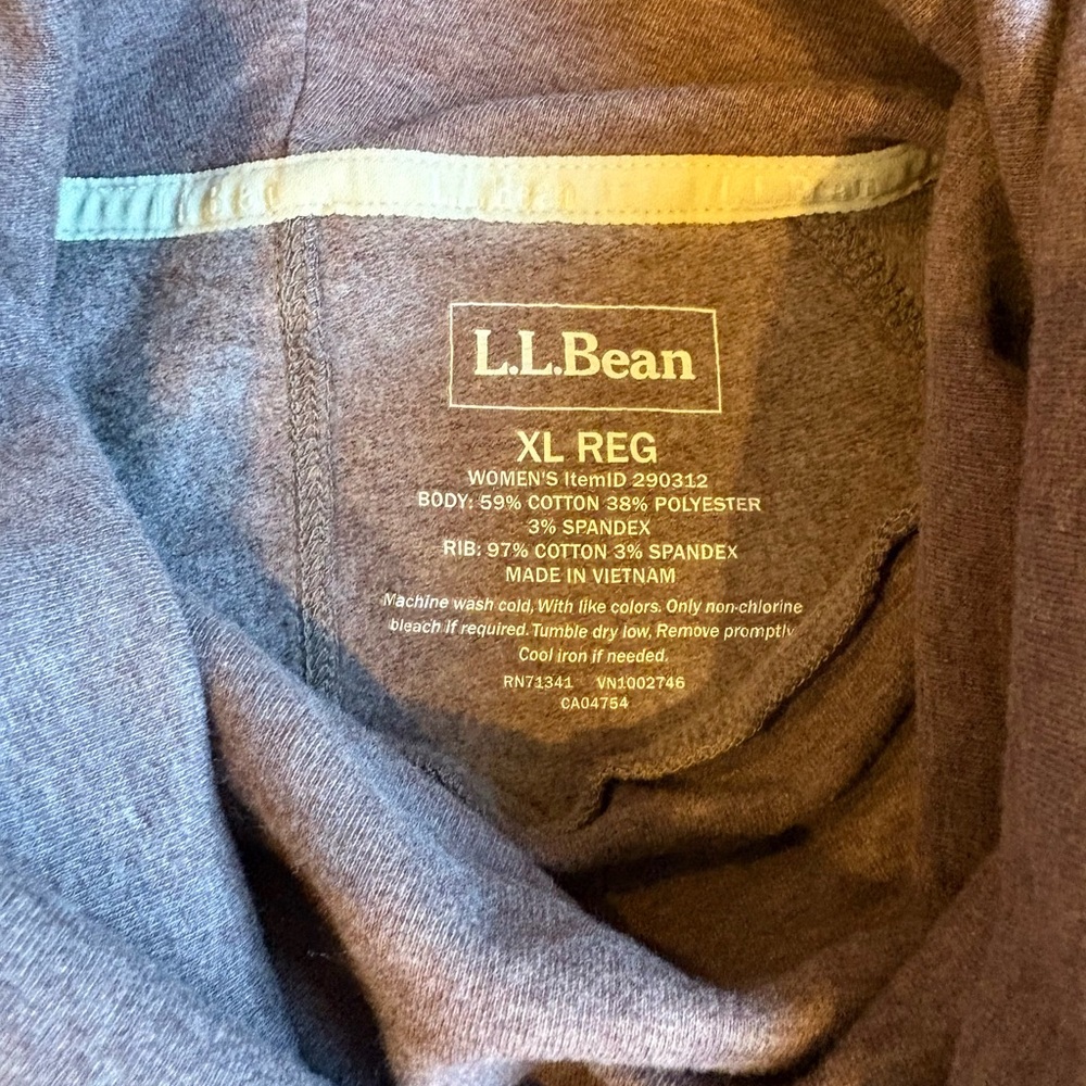 L.L.Bean Soft Cozy Funnel Neck Pullover Hoodie in Heather Purple Size XL layer - Picture 3 of 10